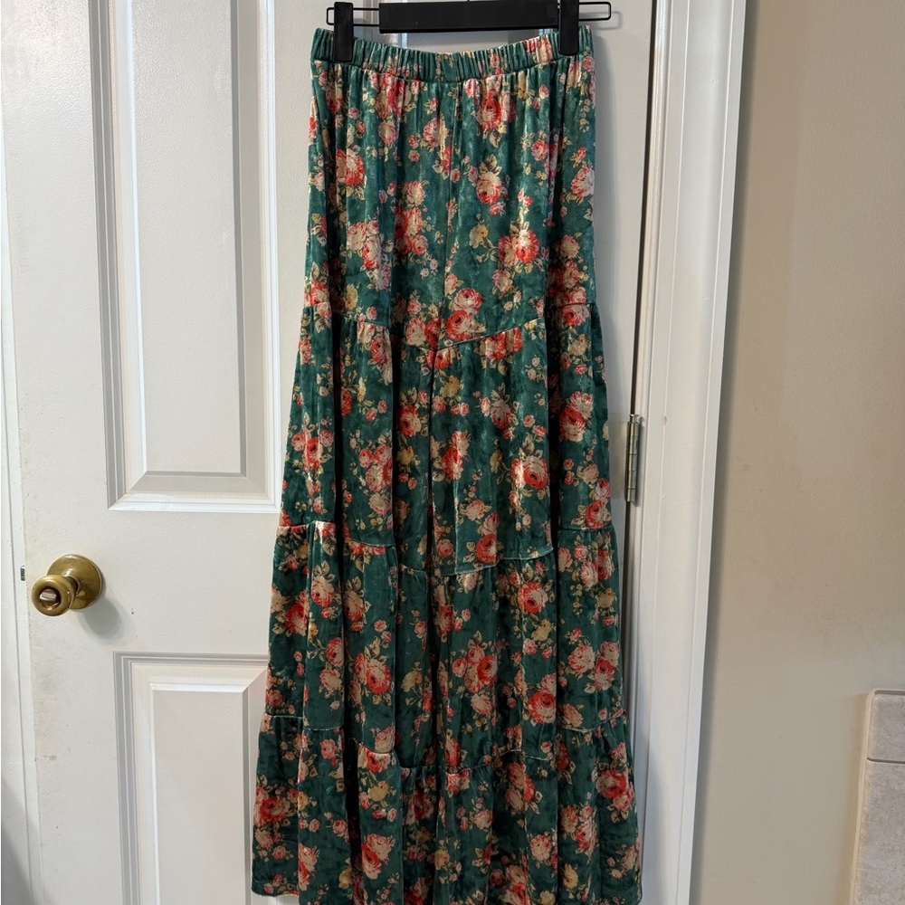 NATURAL LIFE  Velvet Floral Green Wide Leg Pants NWT